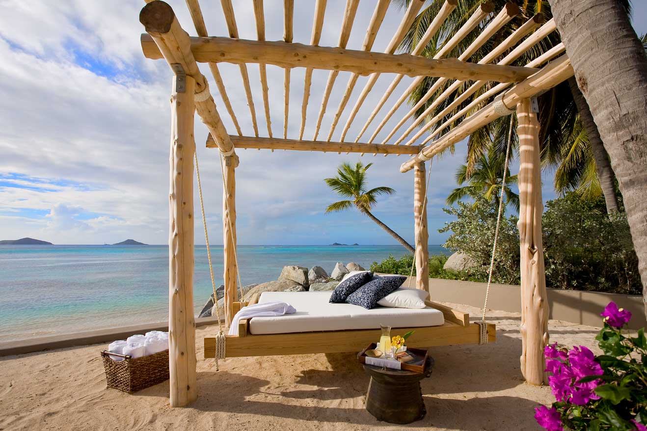 dream-bed-in-beach-park.jpg